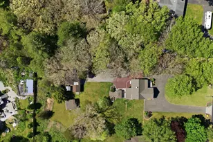 50 Rocky Point Rd, Middle Island, NY 11953 - Photo 8