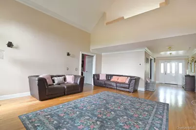 5 Easterly Court, Manorville, NY 11949 - Photo 12
