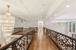 55 Coves Run, Oyster Bay, NY 11791 - Photo 24