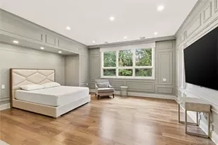 55 Coves Run, Oyster Bay, NY 11791 - Photo 32