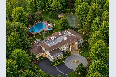 55 Coves Run, Oyster Bay, NY 11791 - Photo 48
