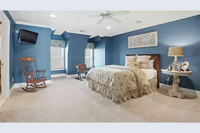 40 Pembroke Drive, Glen Cove, NY 11542 - Photo 22