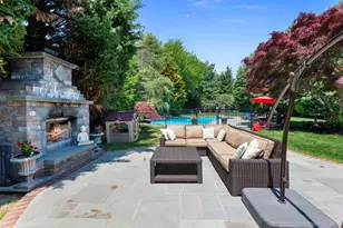 34 Ketchum Ct, East Northport, NY 11731 - Photo 8