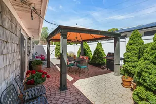 17 Priscilla Ave, Holtsville, NY 11742 - Photo 46