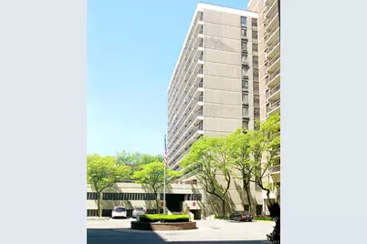152-18 Union Turnpike #2B, Flushing, NY 11367 - Photo 1