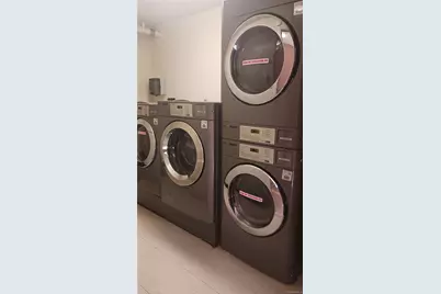 152-18 Union Turnpike #2B, Flushing, NY 11367 - Photo 10