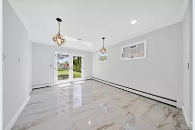 84 Cornflower Road, Levittown, NY 11756 - Photo 10