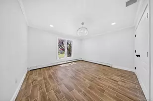 84 Cornflower Rd, Levittown, NY 11756 - Photo 12