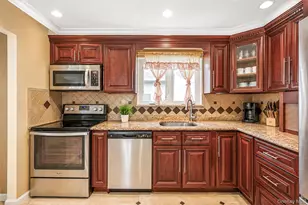 2706 Milburn Ave, Baldwin, NY 11510 - Photo 10