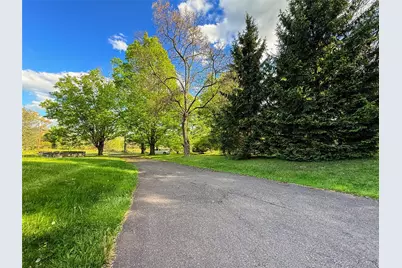 439 Roosa Gap Road, Bloomingburg, NY 12721 - Photo 10