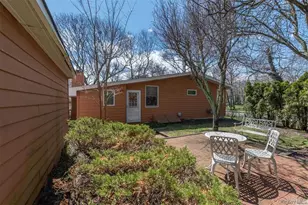 40 Atlantic Ave, Hampton Bays, NY 11946 - Photo 2