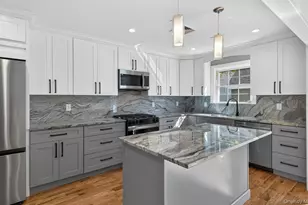 250 Bennett Ave, Hempstead, NY 11550 - Photo 22