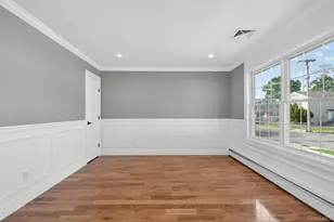 250 Bennett Ave, Hempstead, NY 11550 - Photo 10