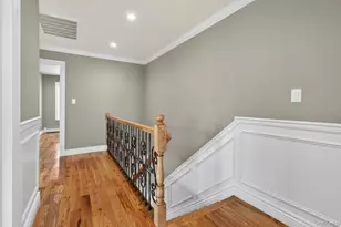 250 Bennett Ave, Hempstead, NY 11550 - Photo 24