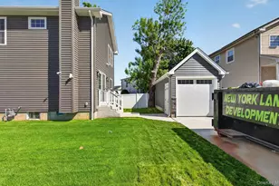 250 Bennett Ave, Hempstead, NY 11550 - Photo 4