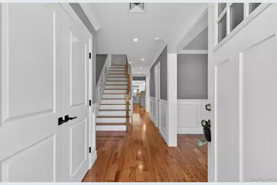 250 Bennett Avenue, Hempstead, NY 11550 - Photo 6