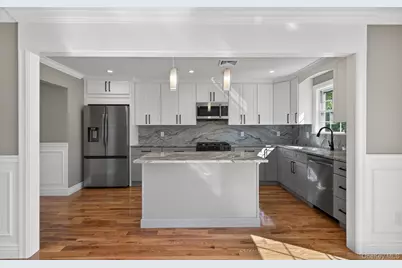 250 Bennett Avenue, Hempstead, NY 11550 - Photo 16