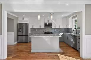 250 Bennett Ave, Hempstead, NY 11550 - Photo 16