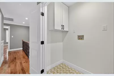 250 Bennett Avenue, Hempstead, NY 11550 - Photo 30