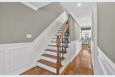 250 Bennett Avenue, Hempstead, NY 11550 - Photo 8