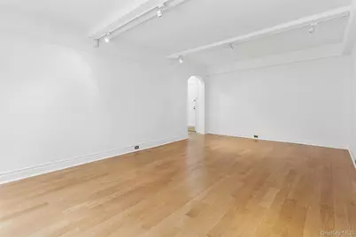 319 E 50 Street #10L, New York, NY 10022 - Photo 4