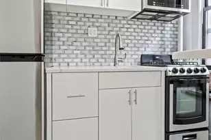 319 E 50th St, New York, NY 10022 - Photo 6