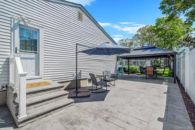 121 Selden Boulevard, Centereach, NY 11720 - Photo 28