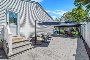 121 Selden Blvd, Centereach, NY 11720 - Photo 28