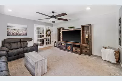 121 Selden Boulevard, Centereach, NY 11720 - Photo 6