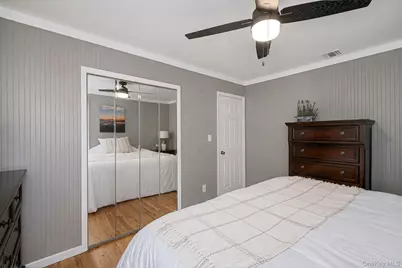 121 Selden Boulevard, Centereach, NY 11720 - Photo 16