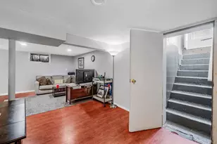 121 Selden Blvd, Centereach, NY 11720 - Photo 24