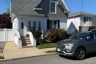 38 Grant Ave, Bethpage, NY 11714 - Photo 2