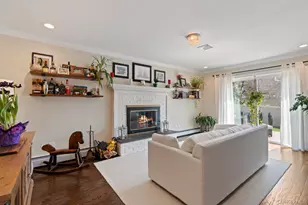 15 Lawrence Ct, Syosset, NY 11791 - Photo 18