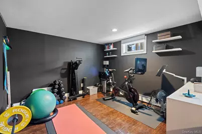 15 Lawrence Court, Syosset, NY 11791 - Photo 26