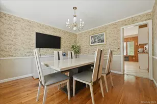 219 Kilburn Rd, Garden City, NY 11530 - Photo 10