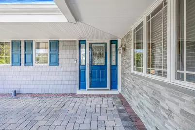 17 N Durkee Lane, Patchogue, NY 11772 - Photo 4