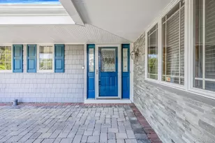 17 N Durkee Ln, Patchogue, NY 11772 - Photo 4