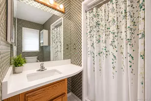 17 N Durkee Ln, Patchogue, NY 11772 - Photo 18