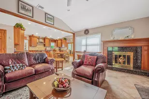 17 N Durkee Ln, Patchogue, NY 11772 - Photo 36