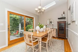 163 Tullamore Rd, Garden City, NY 11530 - Photo 10