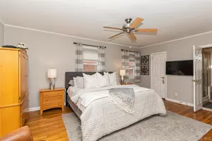 163 Tullamore Rd, Garden City, NY 11530 - Photo 14