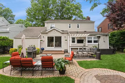 163 Tullamore Road, Garden City, NY 11530 - Photo 20