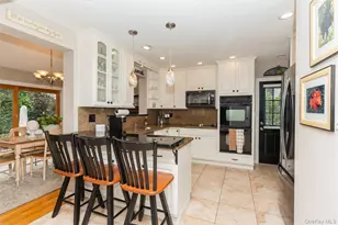 163 Tullamore Rd, Garden City, NY 11530 - Photo 8