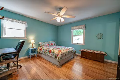 37 Crescent Bow, Ridge, NY 11961 - Photo 12