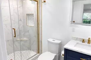 80 Mt Pleasant Rd, Smithtown, NY 11787 - Photo 12