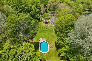 9 Lewis Rd, Pound Ridge, NY 10576 - Photo 2