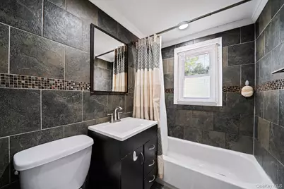 107 Kime Avenue, North Babylon, NY 11703 - Photo 24