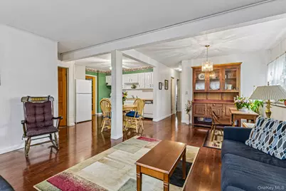 319 Rockaway Street, Islip Terrace, NY 11752 - Photo 6
