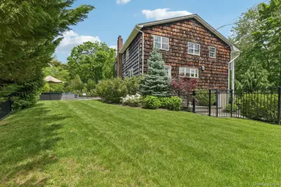 1 Lakeville Court, East Hills, NY 11576 - Photo 48