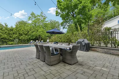 1 Lakeville Court, East Hills, NY 11576 - Photo 42